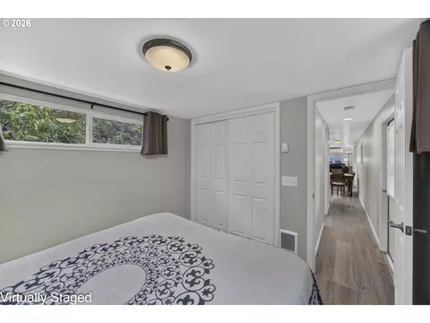 Bedroom - 10213 Sweet Creek Rd, Mapleton, OR 97453 photo 1 of 3