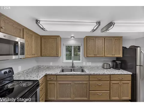 Kitchen - 10213 Sweet Creek Rd, Mapleton, OR 97453 photo 1 of 4
