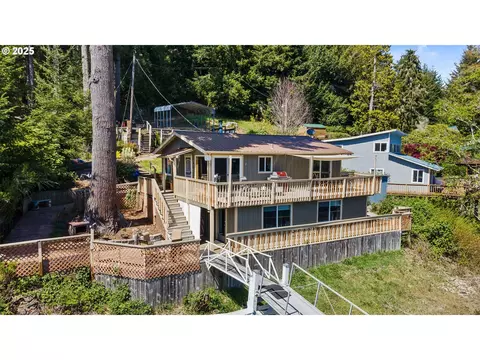 70214 Potato Bottom Rd, Lakeside, OR 97449