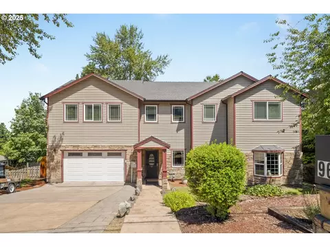 9631 SE Clatsop St, Portland, OR 97266