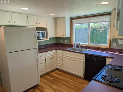 Kitchen - 5440 J St, Springfield, OR 97478 photo 1 of 2