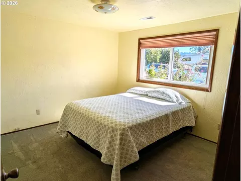 Bedroom - 5440 J St, Springfield, OR 97478 photo 1 of 1