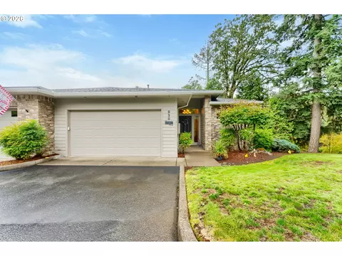 930 Sahalee Ct SE, Salem, OR 97306