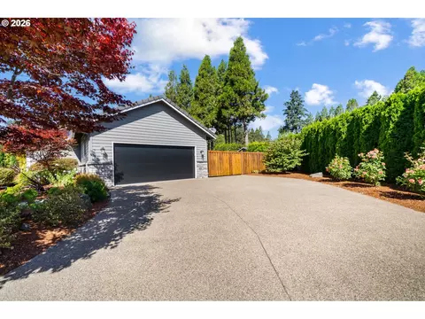 Exterior - 673 Shoreline Way, Eugene, OR 97401 photo 10 of 10