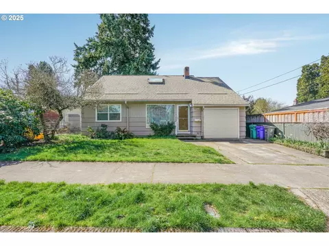 9638 N Seneca St, Portland, OR 97203