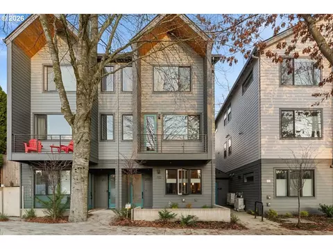 601 SE Spokane St, Portland, OR 97202