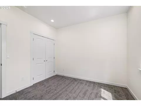 Bedroom - 763 Boulder Loop, Creswell, OR 97426 photo 7 of 7