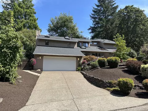 6 Scarborough Dr, Lake Oswego, OR 97034
