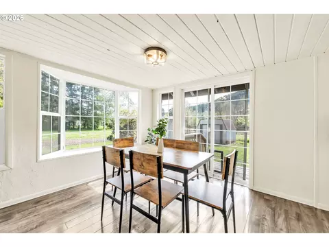 Dining - 24022 Alpine Rd, Monroe, OR 97456 photo 2 of 3