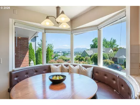 Dining - 2196 Olive St, Eugene, OR 97405 photo 3 of 3