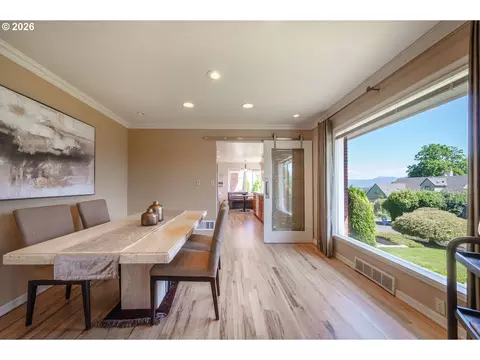 Dining - 2196 Olive St, Eugene, OR 97405 photo 1 of 3