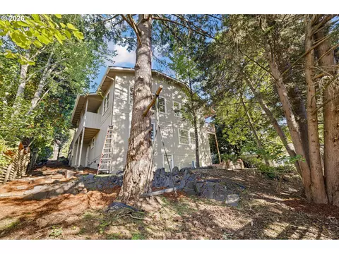 Exterior - 4482 Paddock Dr, Eugene, OR 97405 photo 15 of 16