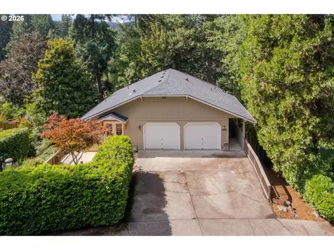 Exterior - 4482 Paddock Dr, Eugene, OR 97405 photo 2 of 16