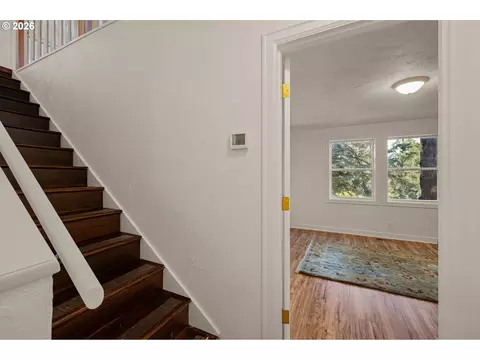 Entry Way - 4482 Paddock Dr, Eugene, OR 97405 photo 1 of 1