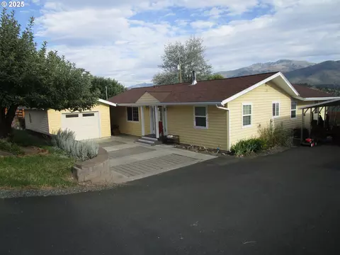 434 NW Charolais Hts, John Day, OR 97845