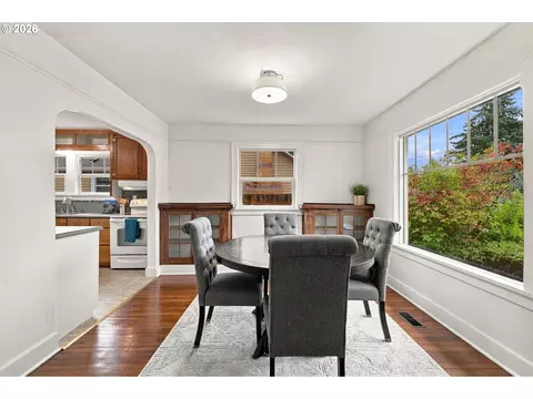 Dining - 352 W M St, Springfield, OR 97477 photo 3 of 4