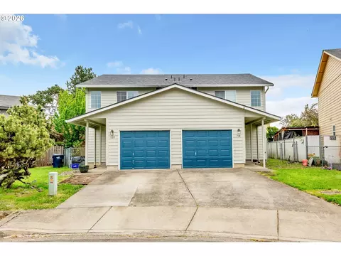 718720 Oakdale Ave, Springfield, OR 97477
