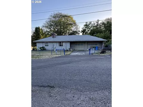 15205 SE Lee Ave, Milwaukie, OR 97267