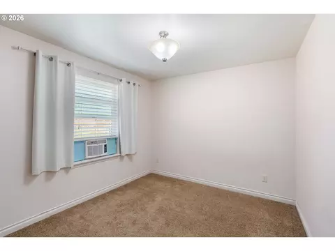 Bedroom - 11 Timber Pl, Carson, WA 98610 photo 5 of 6