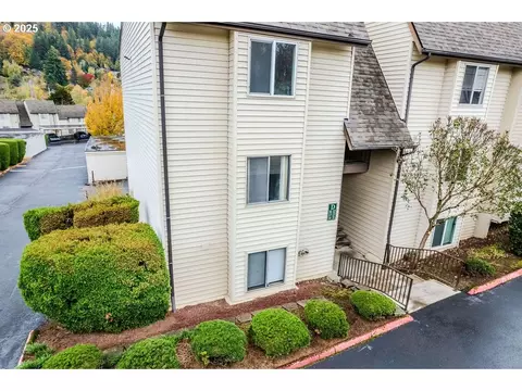 200 SW Florence Ave #D-15, Gresham, OR 97080 photo 1