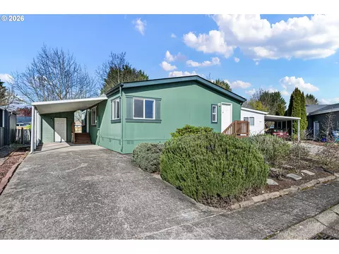 1699 N Terry St #320, Eugene, OR 97402