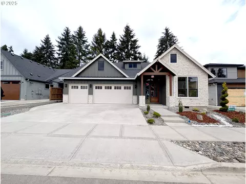 2504 NW 68th St, Vancouver, WA 98665