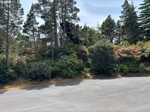 Kelsie Ct, Florence, OR 97439