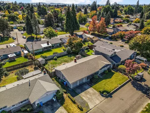 View/Area - 276 Knight Ave, Eugene, OR 97404 photo 3 of 4