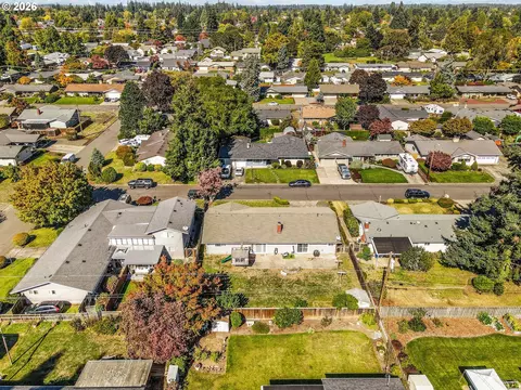View/Area - 276 Knight Ave, Eugene, OR 97404 photo 2 of 4