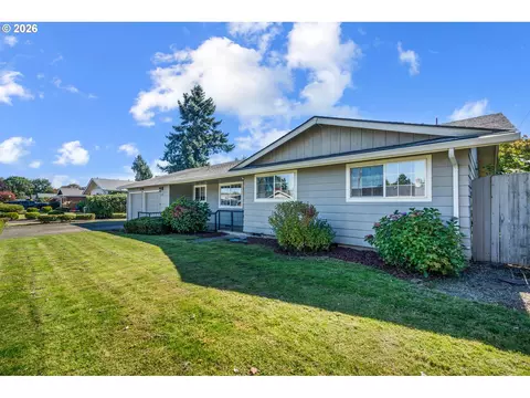 Exterior - 276 Knight Ave, Eugene, OR 97404 photo 2 of 10