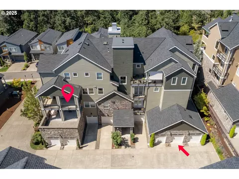 11709 SE Crested Eagle Ln #E5, Happy Valley, OR 97086