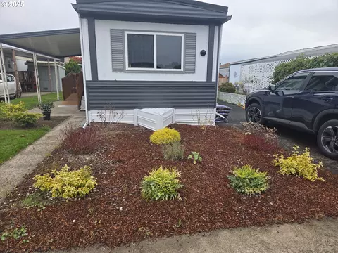 2902 E 2nd St #43, Newberg, OR 97132 photo 1