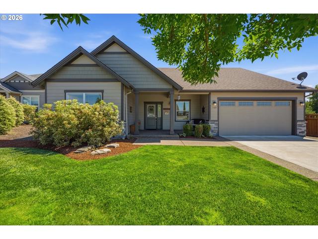 1589 SE Loganberry St, Dallas, OR 97338