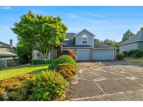 12920 SE Geneva Way, Happy Valley, OR 97086