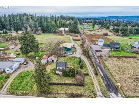 30725 S Wall St, Colton, OR 97017