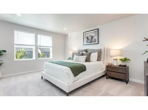 Bedroom - 3555 SW Eleven Mile Ave, Gresham, OR 97080 photo 1 of 2
