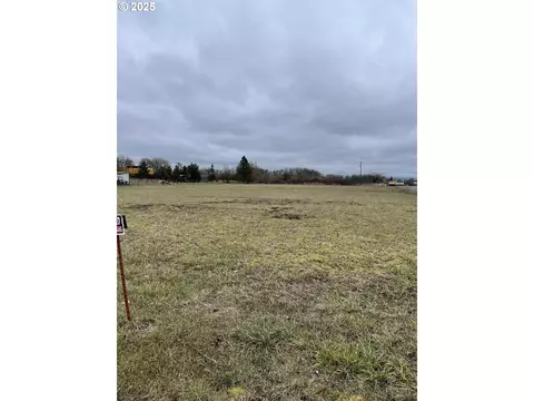 Monya Ln, Eugene, OR 97402