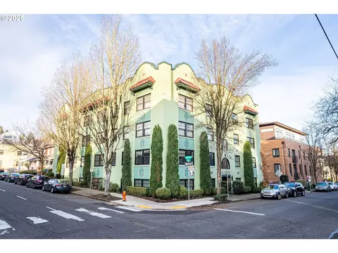 507 NW 22nd Ave #206, Portland, OR 97210