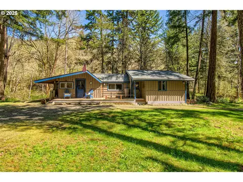 625 Wilson Rd, Mosier, OR 97040