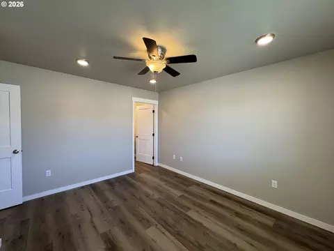 Bedroom - 1268 SW 12th St, Pendleton, OR 97801 photo 1 of 6