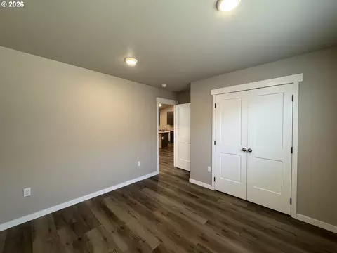 Bedroom - 1268 SW 12th St, Pendleton, OR 97801 photo 6 of 6