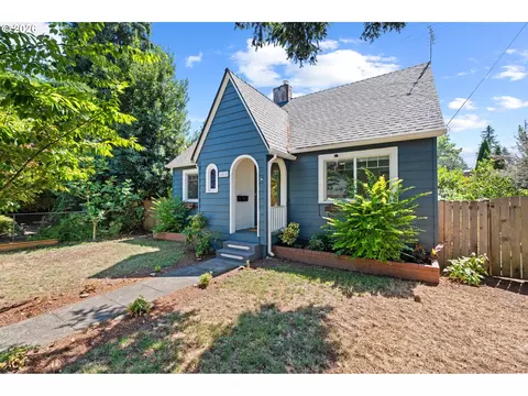 1815 E 33rd St, Vancouver, WA 98663