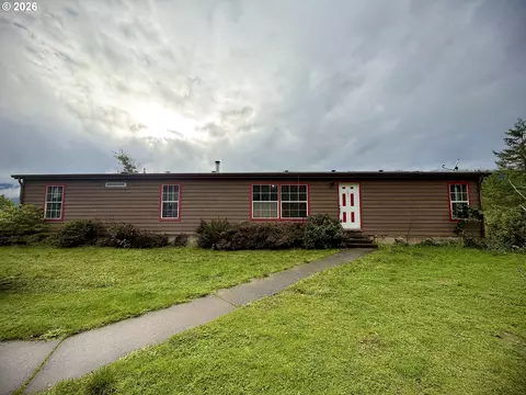 41308 S Powers Rd, Powers, OR 97466