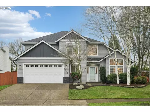 1333 NE Zachary St, Hillsboro, OR 97124