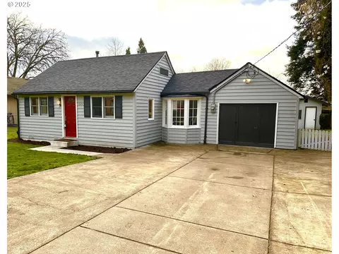 10261 SE 37th Ave, Milwaukie, OR 97222
