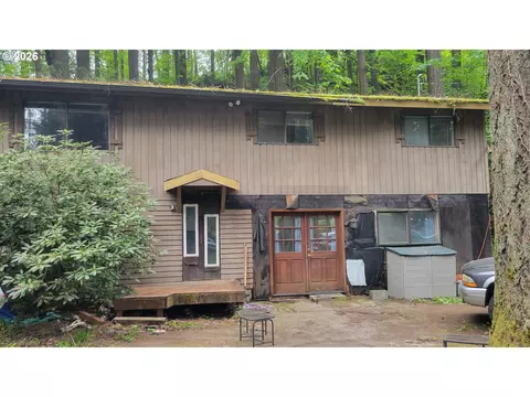 28616 SE Island Rd, Eagle Creek, OR 97022