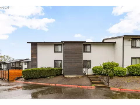 14095 SW Walker Rd, Beaverton, OR 97005