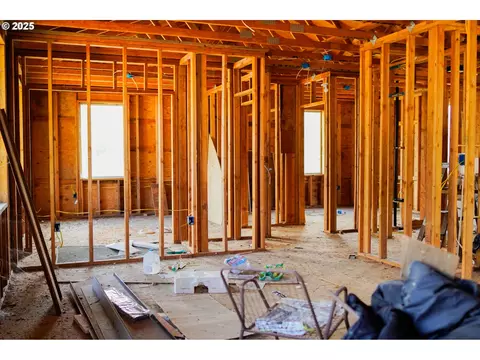 Other - 815 E Ave, Powers, OR 97466 photo 4 of 13