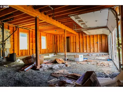 Other - 815 E Ave, Powers, OR 97466 photo 12 of 13
