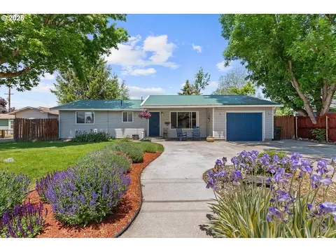 1220 Baker St, Baker City, OR 97814